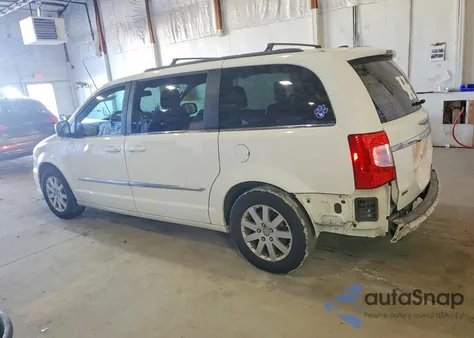 2013 Chrysler Town & Country Touring z USA, uszkodzony, nr VIN 2C4RC1BG8DR689098